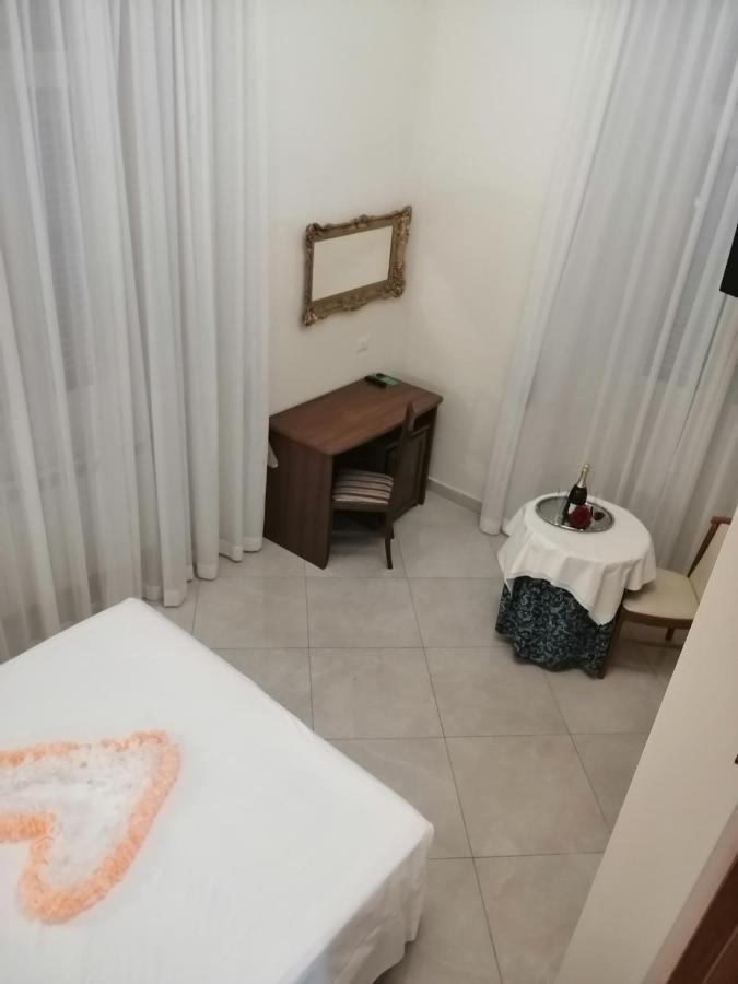 Suite Dal Conte روما المظهر الخارجي الصورة